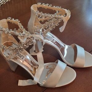 Badgley Mischka Women's White Satin Heels